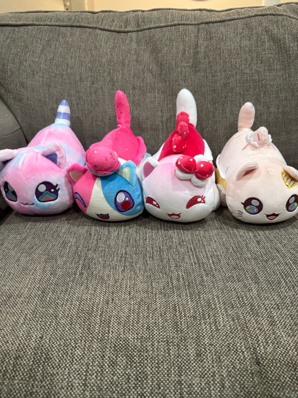 Aphmau plush lot 4